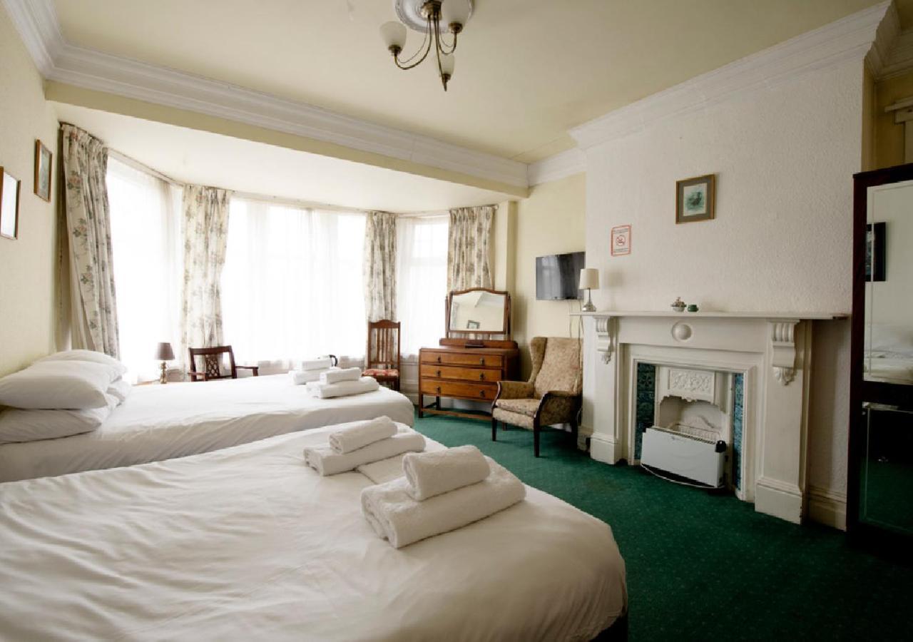 Hotels 24-7 - The Old Victoria Hotel Newport (Gwent) Exterior foto